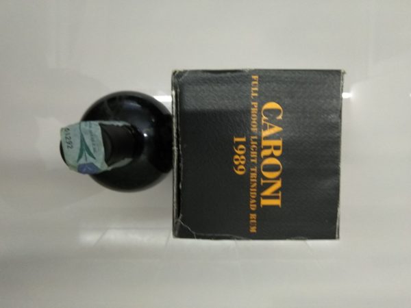 Rum Caroni 1989 17 Y.o. only 680 bot. Vol.64,2% Velier cl.70
