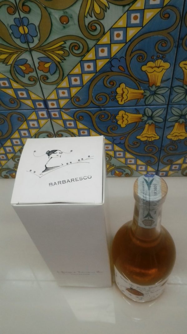 Grappa di Barbaresco “Donna Selvatica che scavalica le colline”- Grappa di Romano Levi