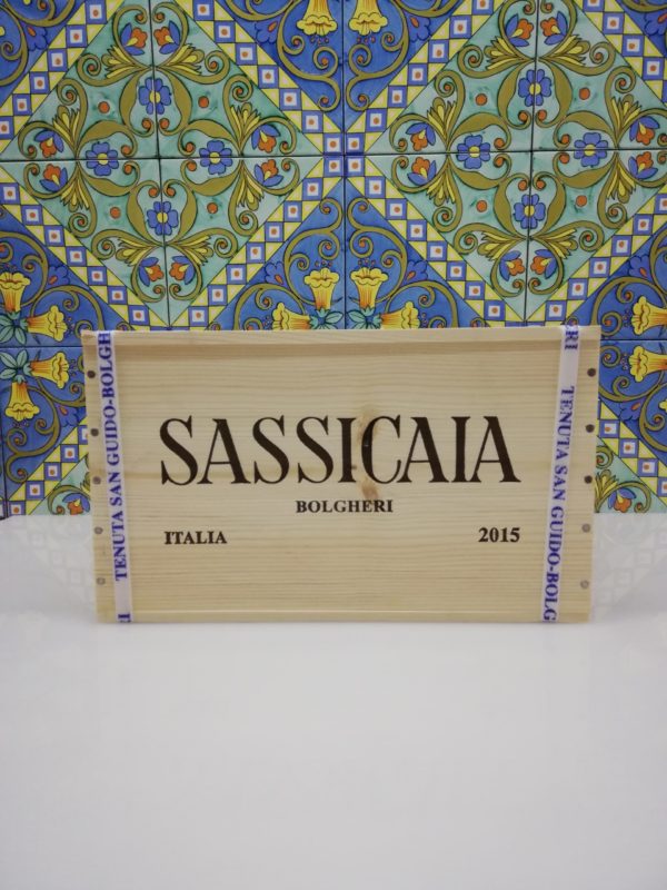 Sassicaia 2015 Bolgheri DOC 6 Bottiglie lt 0,75  in cassa legno sigillata – Tenuta San Guido