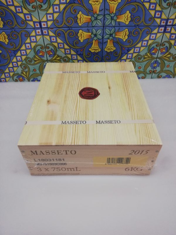 Toscana IGT “Masseto” 2015 – Tenuta Masseto Cassa in legno sigillata 3 bottiglie 750 ml