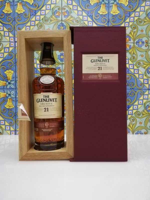 Whisky “The Glenlivet 21 Years Old” Speyside Single Malt Scotch vol 43 cl 70