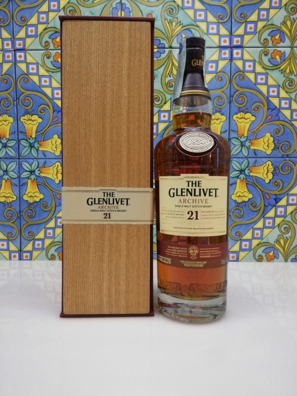 Whisky “The Glenlivet 21 Years Old” Speyside Single Malt Scotch vol 43 cl 70