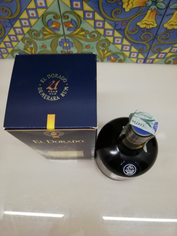 Rum Rhum El Dorado 21 Y.o.  Vol.43% cl.70 Old Version