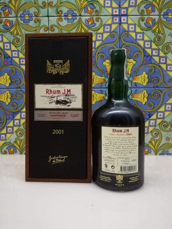 Rum J.M. Agricole Martinique 2001 15 y.o.  Vol.41,7% cl.70 wood box