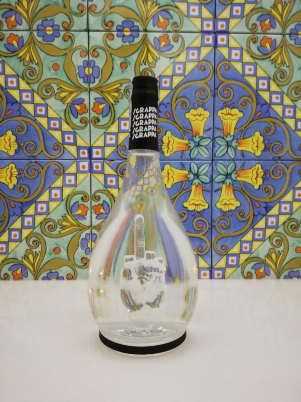 Sgrappa la Grappa D’Autore di Maurizio Cattelan vol 43% cl 70