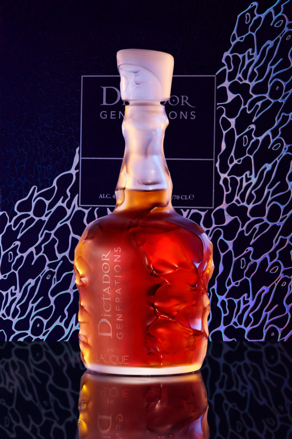 Rum Dictador Generations En Lalique 1976 vol 43%. cl 70