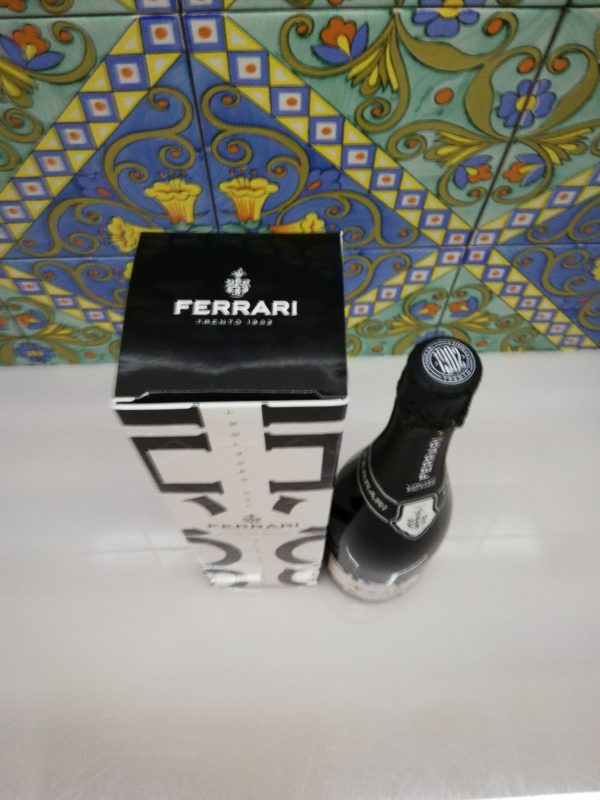 Spumante Ferrari Trento Doc Cuvee F1 Sochi Limited Edition cl 75