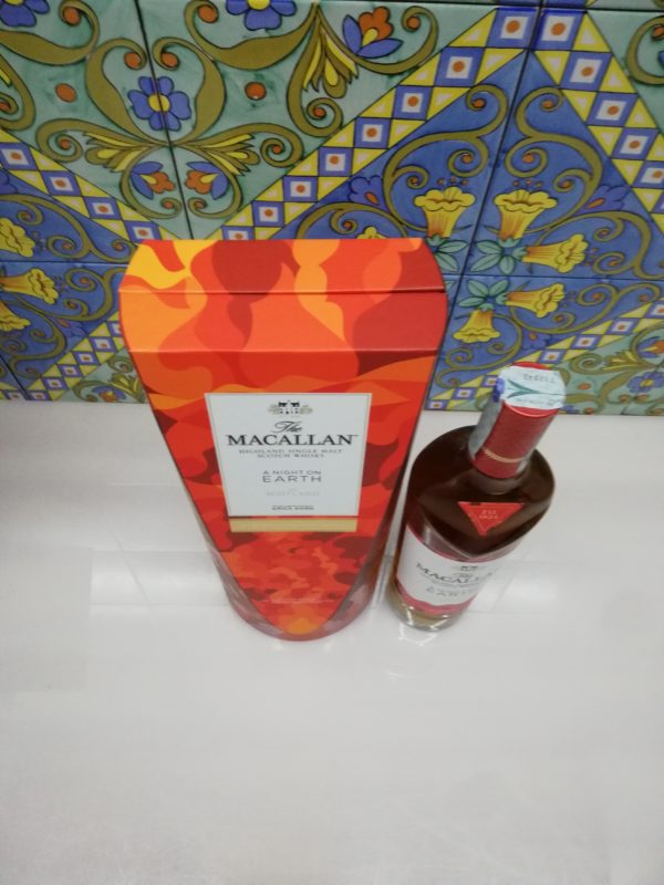 Whisky The Macallan a Night on Earth vol 40% cl 70