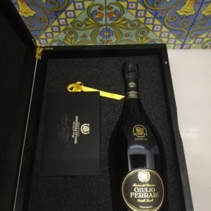 Giulio Ferrari Collezione 2004 Magnum – Ferrari – Trento DOC – cl 70 Giulio Ferrari Collezione 2004 Magnum – Ferrari – Trento DOC – cl 70
